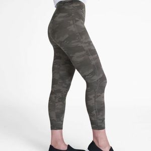 SPANX look at me now seamless leggings